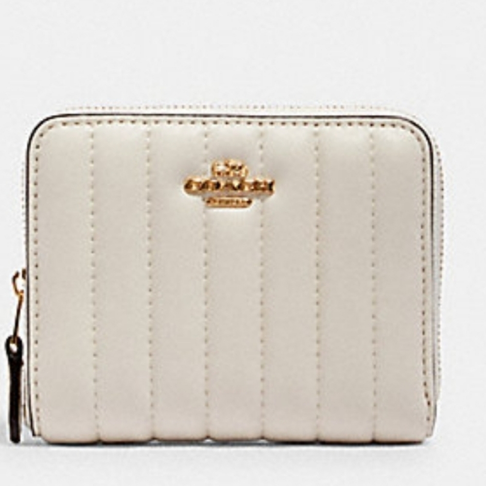 NEW Coach Quilted Small Zip Around Wallet